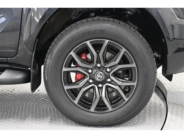 �X�|�[�e�B�Ȉ�ۂ�^���鏃���z�C�[���ł��B�ǂ��܂ł������Ă��������Ȃ�悤�ȃf�U�C���ł��ˁ�