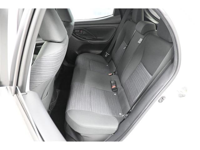 ヤリス ハイブリッドＺ　スマートキー＆プッシュスタート　パワーウィンドウ　Ｉストップ　ナビ付き　サイドエアバッグ　ＬＥＤライト　ドラレコ付　パワーステアリング　横滑防止装置　クルコン　ＡＢＳ付き　イモビライザー　エアコン（15枚目）