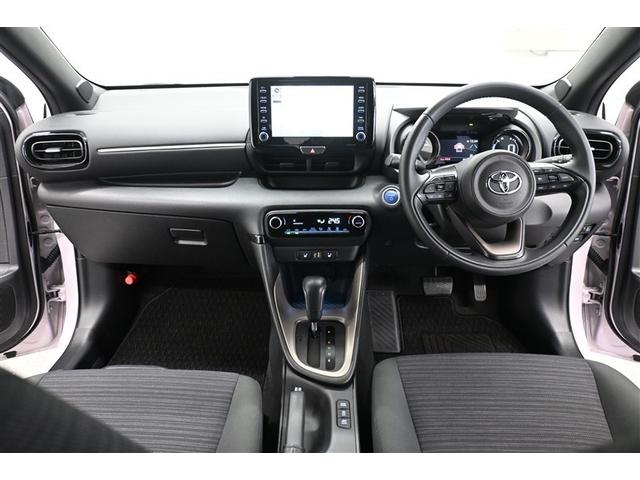 ヤリス ハイブリッドＺ　スマートキー＆プッシュスタート　パワーウィンドウ　Ｉストップ　ナビ付き　サイドエアバッグ　ＬＥＤライト　ドラレコ付　パワーステアリング　横滑防止装置　クルコン　ＡＢＳ付き　イモビライザー　エアコン（16枚目）