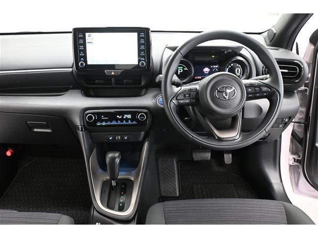 ヤリス ハイブリッドＺ　スマートキー＆プッシュスタート　パワーウィンドウ　Ｉストップ　ナビ付き　サイドエアバッグ　ＬＥＤライト　ドラレコ付　パワーステアリング　横滑防止装置　クルコン　ＡＢＳ付き　イモビライザー　エアコン（17枚目）