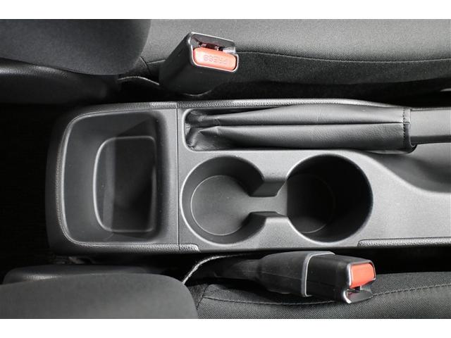 ヤリス ハイブリッドＺ　スマートキー＆プッシュスタート　パワーウィンドウ　Ｉストップ　ナビ付き　サイドエアバッグ　ＬＥＤライト　ドラレコ付　パワーステアリング　横滑防止装置　クルコン　ＡＢＳ付き　イモビライザー　エアコン（32枚目）