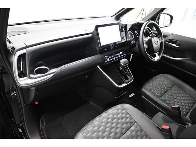 ���ʂ��̂悢��������Ƃ������E�ŁA�N�ł��^�]���₷���ł��B�^�]�̂��₷���͔��ɂ����ɂ��q����܂����