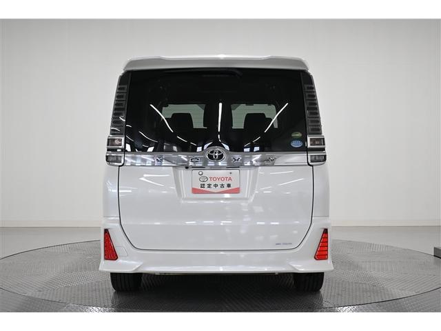 ヴォクシー ＺＳ　煌　Ｉストップ　バックガイドモニター　３列　オートクルーズ　Ｗエアコン　エアバック　地デジ　ＬＥＤヘッドライト　オートエアコン　アルミホイール　Ｗエアバッグ　ＤＶＤ視聴可能　ＥＴＣ　パワーウィンドウ（3枚目）