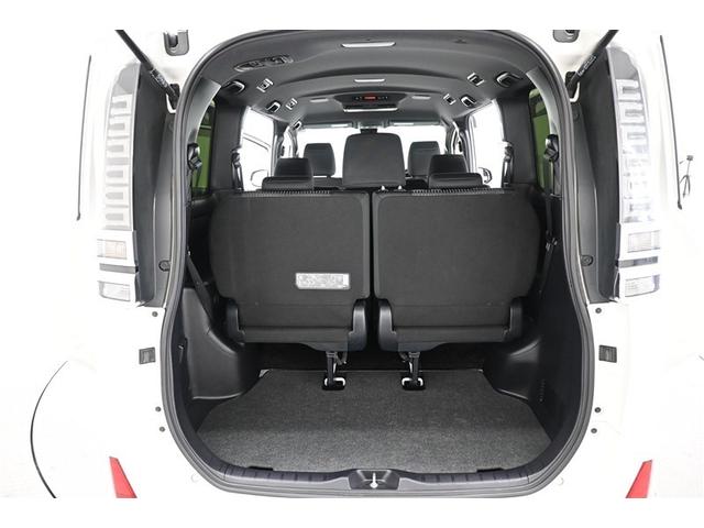 ヴォクシー ＺＳ　煌　Ｉストップ　バックガイドモニター　３列　オートクルーズ　Ｗエアコン　エアバック　地デジ　ＬＥＤヘッドライト　オートエアコン　アルミホイール　Ｗエアバッグ　ＤＶＤ視聴可能　ＥＴＣ　パワーウィンドウ（7枚目）