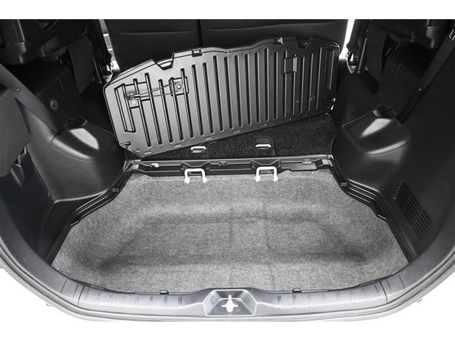 ヴォクシー ＺＳ　煌　Ｉストップ　バックガイドモニター　３列　オートクルーズ　Ｗエアコン　エアバック　地デジ　ＬＥＤヘッドライト　オートエアコン　アルミホイール　Ｗエアバッグ　ＤＶＤ視聴可能　ＥＴＣ　パワーウィンドウ（10枚目）