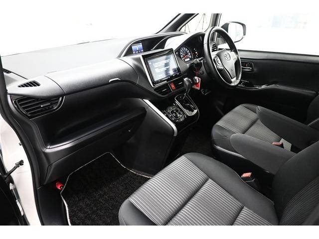 ヴォクシー ＺＳ　煌　Ｉストップ　バックガイドモニター　３列　オートクルーズ　Ｗエアコン　エアバック　地デジ　ＬＥＤヘッドライト　オートエアコン　アルミホイール　Ｗエアバッグ　ＤＶＤ視聴可能　ＥＴＣ　パワーウィンドウ（11枚目）