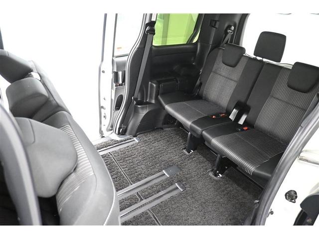 ヴォクシー ＺＳ　煌　Ｉストップ　バックガイドモニター　３列　オートクルーズ　Ｗエアコン　エアバック　地デジ　ＬＥＤヘッドライト　オートエアコン　アルミホイール　Ｗエアバッグ　ＤＶＤ視聴可能　ＥＴＣ　パワーウィンドウ（14枚目）