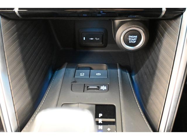 ハリアー Ｚ　クルーズＣ　Ｂカメラ　記録簿有　イモビ　ナビＴＶ　アルミホイル　ＥＴＣ車載器　ＥＳＣ　エアバッグ　スマートキー　オートエアコン　キーフリー　デュアルエアバッグ　ＡＢＳ　メモリーナビ　パワステ（18枚目）