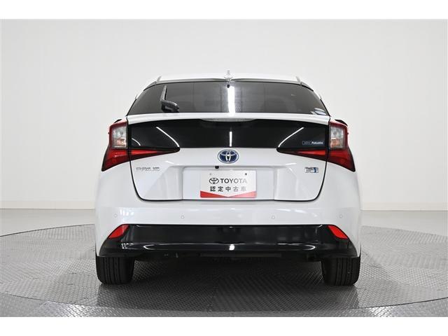 プリウス Ｓツーリングセレクション　ドライブレコーダ　地デジ　バックモニタ　定期点検記録簿　オ－トエアコン　ＬＥＤランプ　横滑り防止　セキュリティアラーム　エアバック　サイドエアバック　ＡＣ１００Ｖ　ＤＶＤ視聴可　ＥＴＣ車載器　ナビＴＶ（3枚目）