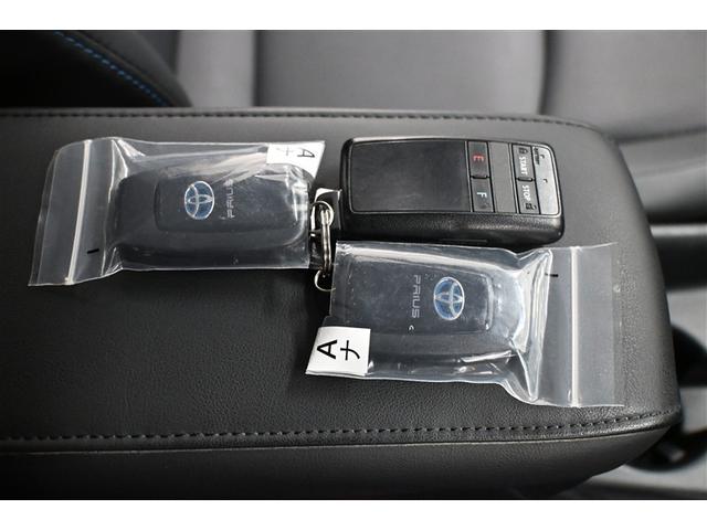 プリウス Ｓツーリングセレクション　ドライブレコーダ　地デジ　バックモニタ　定期点検記録簿　オ－トエアコン　ＬＥＤランプ　横滑り防止　セキュリティアラーム　エアバック　サイドエアバック　ＡＣ１００Ｖ　ＤＶＤ視聴可　ＥＴＣ車載器　ナビＴＶ（40枚目）