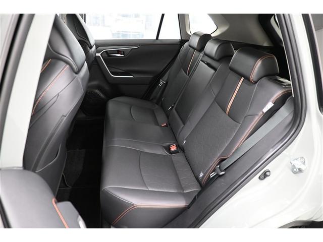 ＲＡＶ４ アドベンチャー　メモリーナビゲーション　カーナビ　元試乗車　点検記録簿　アルミホイル　オートエアコン　ＬＥＤライト　ＥＴＣ車載器　Ｂカメラ　横滑防止装置　クルーズＣ　スマートエントリー　パワステ　イモビライザー（14枚目）
