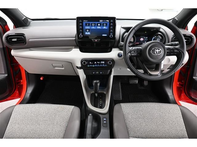 �X�^�C���b�V���ȃf�U�C���̃C���p�l�B�e����X�C�b�`�͎g���₷���ʒu�ɔz�u����Ă܂��B