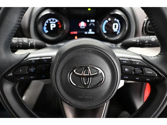 �h���C�o�[�Ɋ��Y�����K�ȑ���t�B�[���������炷�X�e�A�����O�ł��B