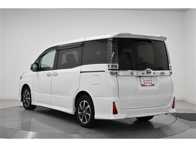 ヴォクシー ＺＳ　煌ＩＩ　アイドリングＳＴＯＰ　両側電動パワースライドドア　地デジフルセグＴＶ　ＥＴＣ付き　Ｒカメラ　ウォークスルー　リアエアコン　パワーウインドウ　ＬＥＤライト　ＥＳＣ　パワステ　ＳＲＳ　クルーズＣ　ＡＣ（5枚目）