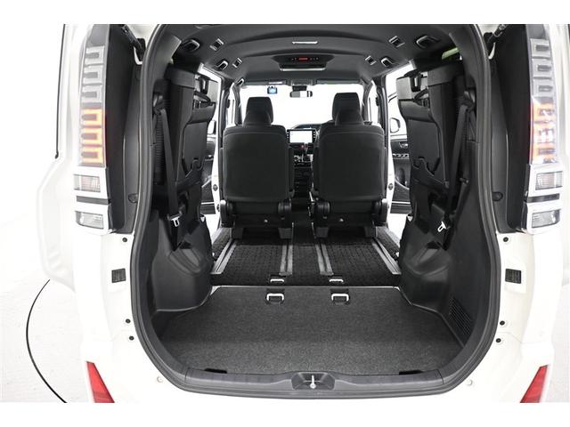 ヴォクシー ＺＳ　煌ＩＩ　アイドリングＳＴＯＰ　両側電動パワースライドドア　地デジフルセグＴＶ　ＥＴＣ付き　Ｒカメラ　ウォークスルー　リアエアコン　パワーウインドウ　ＬＥＤライト　ＥＳＣ　パワステ　ＳＲＳ　クルーズＣ　ＡＣ（9枚目）