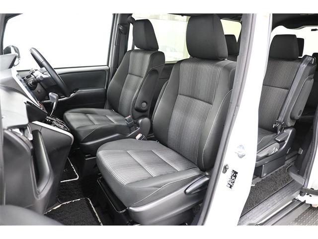 ヴォクシー ＺＳ　煌ＩＩ　アイドリングＳＴＯＰ　両側電動パワースライドドア　地デジフルセグＴＶ　ＥＴＣ付き　Ｒカメラ　ウォークスルー　リアエアコン　パワーウインドウ　ＬＥＤライト　ＥＳＣ　パワステ　ＳＲＳ　クルーズＣ　ＡＣ（12枚目）