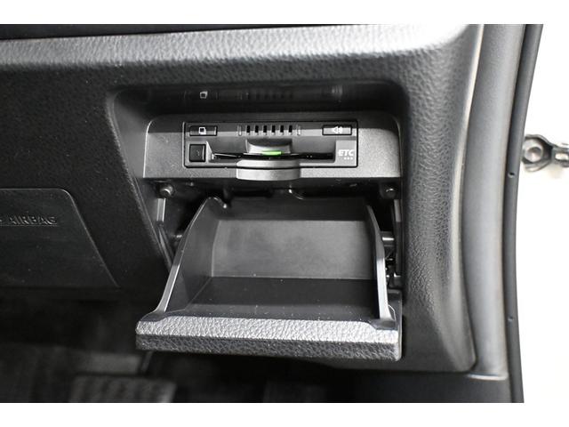 ヴォクシー ＺＳ　煌ＩＩ　アイドリングＳＴＯＰ　両側電動パワースライドドア　地デジフルセグＴＶ　ＥＴＣ付き　Ｒカメラ　ウォークスルー　リアエアコン　パワーウインドウ　ＬＥＤライト　ＥＳＣ　パワステ　ＳＲＳ　クルーズＣ　ＡＣ（25枚目）