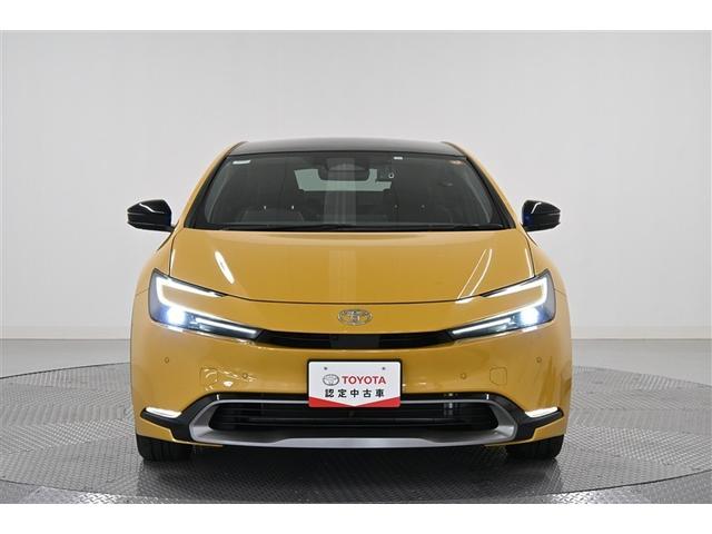 プリウス Ｚ　Ｒカメラ　フルセグ地デジＴＶ　パノラミックルーフ　フルオートエアコン　サイドエアバッグ　元試乗車　ドラレコ付き　ＥＳＣ　パワーステアリング　アルミ　Ｐシート　インテリキー　ＡＣ１００　パワーウインドウ（2枚目）