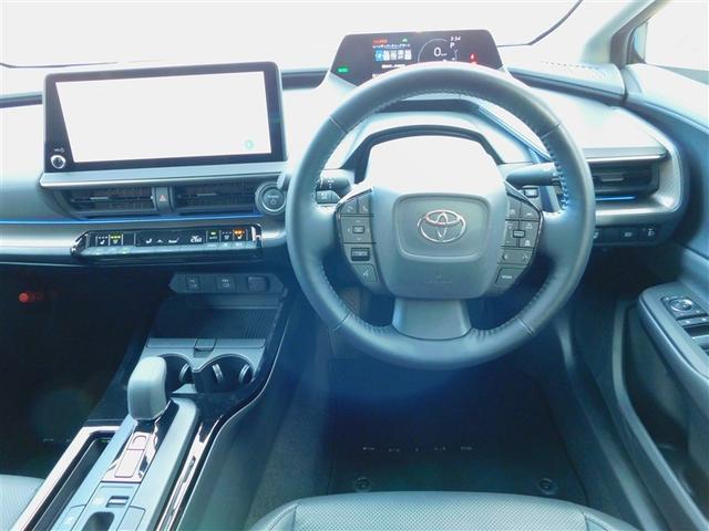 プリウス Ｚ　Ｒカメラ　フルセグ地デジＴＶ　パノラミックルーフ　フルオートエアコン　サイドエアバッグ　元試乗車　ＥＳＣ　パワーステアリング　アルミ　Ｐシート　インテリキー　ＡＣ１００　整備記録簿　パワーウインドウ（4枚目）