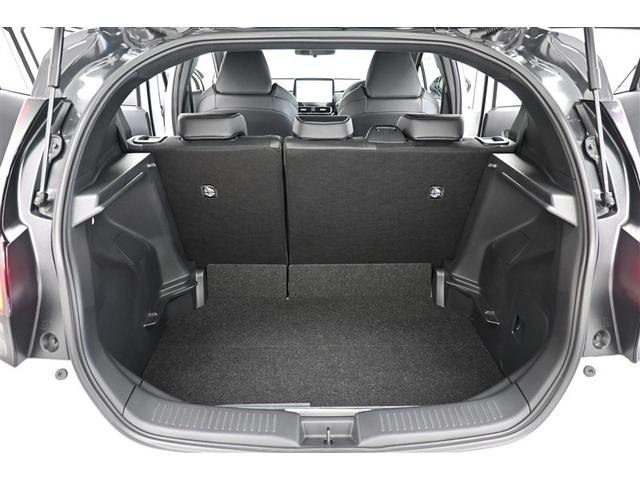 アクア GRスポーツ 助手席エアバッグ オートクルーズコントロール ナビ 100ボルト電源 アルミホイル 記録簿 LEDライト ETC 横滑り防止機能 メモリーナビ スマートキー キーレス エアバッグ オートエアコン(10枚目)