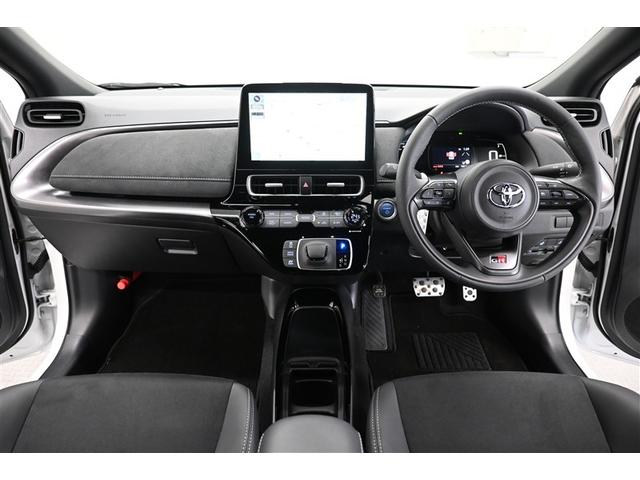 アクア GRスポーツ 助手席エアバッグ オートクルーズコントロール ナビ 100ボルト電源 アルミホイル 記録簿 LEDライト ETC 横滑り防止機能 メモリーナビ スマートキー キーレス エアバッグ オートエアコン(14枚目)