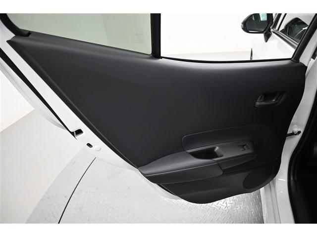 アクア GRスポーツ 助手席エアバッグ オートクルーズコントロール ナビ 100ボルト電源 アルミホイル 記録簿 LEDライト ETC 横滑り防止機能 メモリーナビ スマートキー キーレス エアバッグ オートエアコン(35枚目)