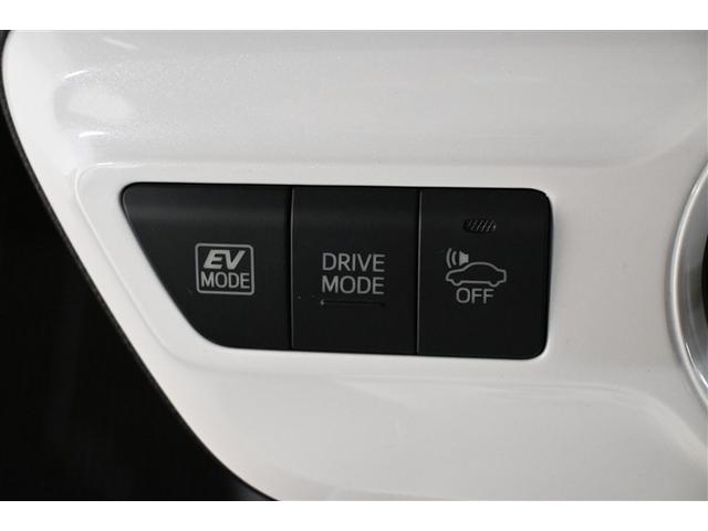 プリウス Ａツーリングセレクション　スマートキ－　アクティブクルーズ　整備記録簿　ＥＴＣ車載器　ドラレコ付き　ＴＶナビ　ＬＥＤライト　キーフリー　イモビライザー　地デジ　サイドエアバッグ　横滑防止装置　ＤＶＤ再生機能　アルミホイール（36枚目）