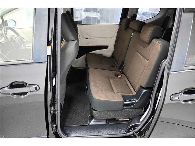 シエンタ Ｇ　両側パワ－スライドドア　点検記録簿　エアロ　スマートキー＆プッシュスタート　アイドリングストップ車　ＡＷ　ＤＶＤ再生可　横滑り防止システム　ＷエアＢ　メモリーナビゲーション　盗難防止システム　エアコン（14枚目）