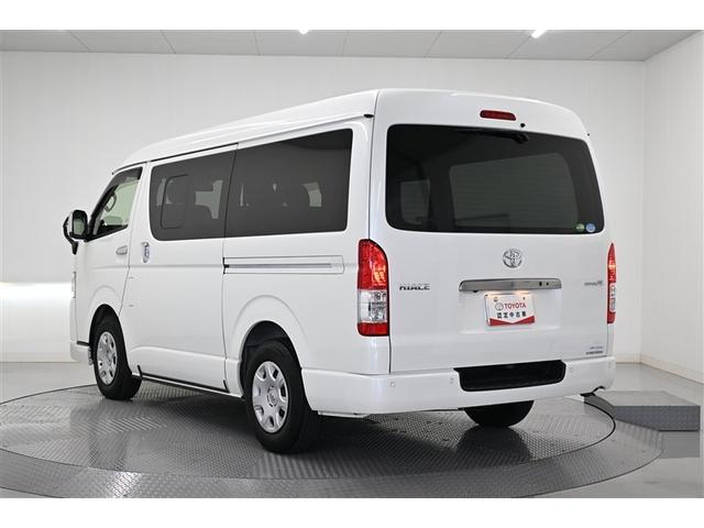 ハイエースバン スーパーＧＬ　ダークプライムＩＩ　ＤＶＤ視聴可　エアバッグ　キーレスエントリー　助手席エアバック　地デジ　パワーウインドウ　横滑り防止機能　パワステ　ＬＥＤライト　ＡＢＳ　メモリーナビ　スマートキー　エアコン　ＥＴＣ　バックカメラ（5枚目）