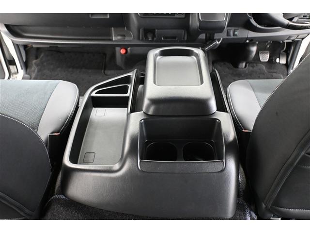 ハイエースバン スーパーＧＬ　ダークプライムＩＩ　ＤＶＤ視聴可　エアバッグ　キーレスエントリー　助手席エアバック　地デジ　パワーウインドウ　横滑り防止機能　パワステ　ＬＥＤライト　ＡＢＳ　メモリーナビ　スマートキー　エアコン　ＥＴＣ　バックカメラ（31枚目）