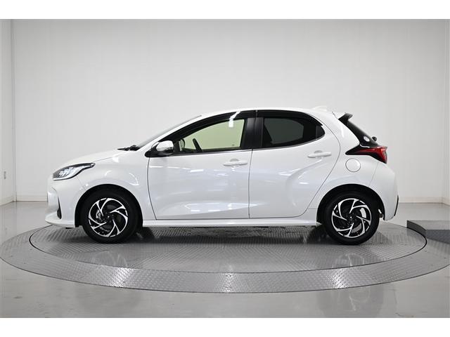 ヤリス ハイブリッドZ イモビライザ 横滑り防止 DVD 記録簿有 ETC装備 フルセグTV LED ドラレコ付 AW スマートキー&プッシュスタート パワーウィンドウ サイドエアバッグ デュアルエアバック クルコン ABS(4枚目)