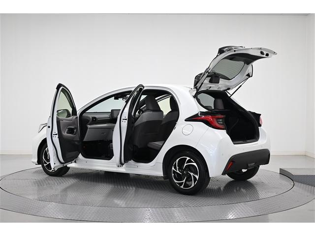 ヤリス ハイブリッドZ イモビライザ 横滑り防止 DVD 記録簿有 ETC装備 フルセグTV LED ドラレコ付 AW スマートキー&プッシュスタート パワーウィンドウ サイドエアバッグ デュアルエアバック クルコン ABS(7枚目)