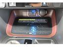 携帯電話充電器付き(機種によっては使えない場合があります)