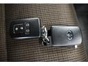ハイブリッドＧ　ブレーキサポート　Ｂカメラ　クルコン　キーフリー　スマキー　横滑り防止システム　メモリナビ　ナビＴＶ　ＥＴＣ　ドライブレコーダー　イモビライザー　運転席エアバック　フルオートエアコン　ＰＷ　３列シート（40枚目）