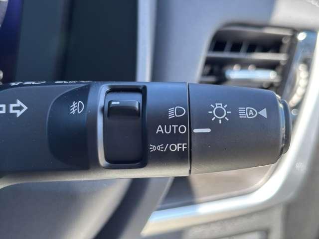 エクストレイル １．５　Ｇ　ｅ－４ＯＲＣＥ　４ＷＤ　メモリーナビ　全周囲モニター　プロパイロ　試乗車　１オーナー　パークアシスト　禁煙　ＬＥＤヘッドランプ　ナビＴＶ　スマートキー　レーダークルーズ　ＬＫＡ　キーフリー　ＥＴＣ　４ＷＤ　アルミホイール　メモリーナビ　記録簿　バックカメラ　ＰＳ（13枚目）