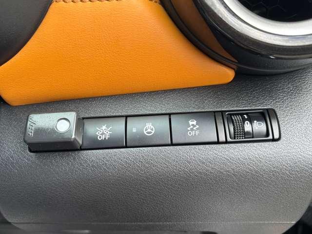 キックス ＢＵＳＯＵエアロ　メモリーナビ　全周囲モニタ　エマージェンシーＢ　セキュリティ　アラウンドモニター　Ｒカメラ　ＬＥＤ　ワンオーナ　エアコン　ドラレコ　スマートキー　記録簿　ＥＴＣ　メモリーナビ　サイドエアバック　ＡＷ　キーレス　ワンセグＴＶ（12枚目）