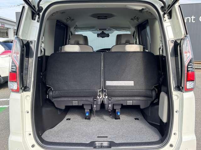 セレナ １．２　ｅ－ＰＯＷＥＲ　ハイウェイスター　Ｖ　メモリーナビ　全周囲モニター　ドラレコ　３６０°カメラ　エマジェンシーブレーキ　１オナ　パーキングアシスト　スマキー　バックカメラ　ＬＥＤ　レーンアシスト　点検記録簿付　クルコン　ＥＴＣ　ドラレコ　Ａストップ　イモビ　フルオートエアコン（20枚目）