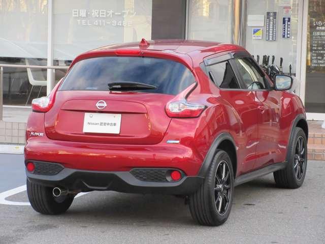 ジューク １．５　１５ＲＸ　メモリーナビ　バックモニター　イモビライザー　Ｗエアバッグ　定期点検記録簿　ＥＴＣ付　アルミホイール　キーフリーシステム　ナビＴＶ　メモリーナビ　パワーウィンドウ　パワーステアリング　ＡＢＳ　運転席エアバッグ　ワンセグ　リヤカメラ（2枚目）