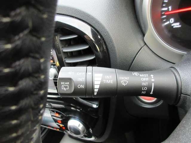 ジューク １．５　１５ＲＸ　メモリーナビ　バックモニター　イモビライザー　Ｗエアバッグ　定期点検記録簿　ＥＴＣ付　アルミホイール　キーフリーシステム　ナビＴＶ　メモリーナビ　パワーウィンドウ　パワーステアリング　ＡＢＳ　運転席エアバッグ　ワンセグ　リヤカメラ（16枚目）