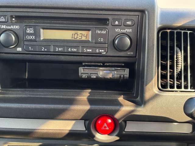 人気のオプションＥＴＣ付き！高速道路の料金が優遇されます！料金所もノンストップ通過！後から付けると２万円前後はするオプションですのでお得です！