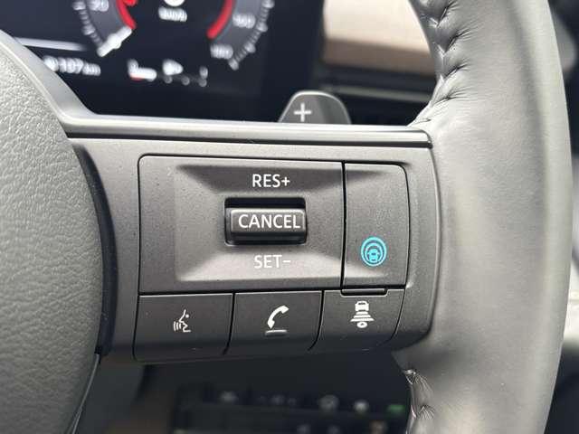 セレナ ２．０　ハイウェイスターＶ　メモリーナビ　全周囲モニター　ドラレコ　Ｗ電動スライド　レーダークルコン　レーンアシスト　展示試乗車ＵＰ　ＬＥＤランプ　ワンオーナー車　盗難防止システム　ＥＴＣ装備　カーテンエアバッグ　アルミホイール　キーフリー　メモリ－ナビ　ナビＴＶ（5枚目）