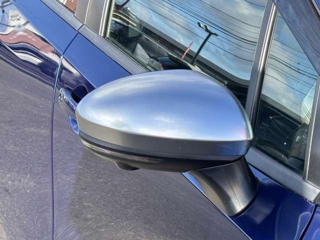 �E�B���J�[�h�A�~���[�����C�g�̓_�łőΌ��ԁA���s�҂ȂǂɋȂ��邱�Ƃ�m�点�邱�Ƃ��ł���̂ň��S�E���S�ɂȂ���܂��ˁ�