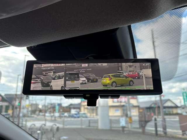 オーラ １．２　Ｇ　メモリーナビ　全周囲モニター　自動（被害軽減）ブレーキ　ＬＥＤ　ＬＫＡ　サイドカメラ　ＥＴＣ　カーテンエアバッグ　イモビライザー　アルミホイール　インテリジェントキー　パワーウィンドウ　ワンオーナー　フルオートエアコン　ナビＴＶ（8枚目）