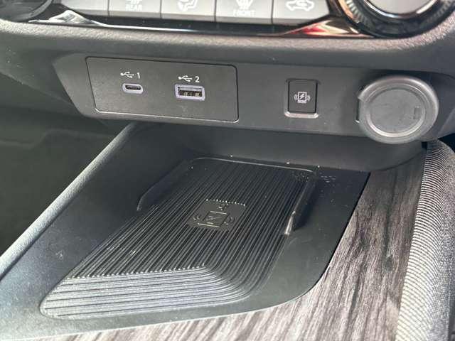 オーラ １．２　Ｇ　メモリーナビ　全周囲モニター　自動（被害軽減）ブレーキ　ＬＥＤ　ＬＫＡ　サイドカメラ　ＥＴＣ　カーテンエアバッグ　イモビライザー　アルミホイール　インテリジェントキー　パワーウィンドウ　ワンオーナー　フルオートエアコン　ナビＴＶ（10枚目）