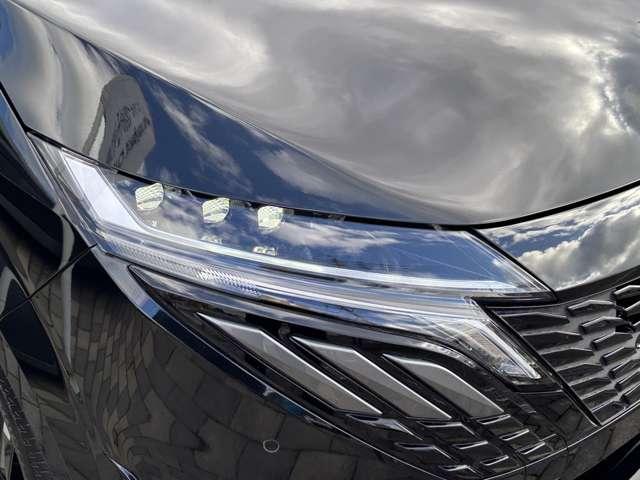 オーラ １．２　Ｇ　メモリーナビ　全周囲モニター　自動（被害軽減）ブレーキ　ＬＥＤ　ＬＫＡ　サイドカメラ　ＥＴＣ　カーテンエアバッグ　イモビライザー　アルミホイール　インテリジェントキー　パワーウィンドウ　ワンオーナー　フルオートエアコン　ナビＴＶ（19枚目）