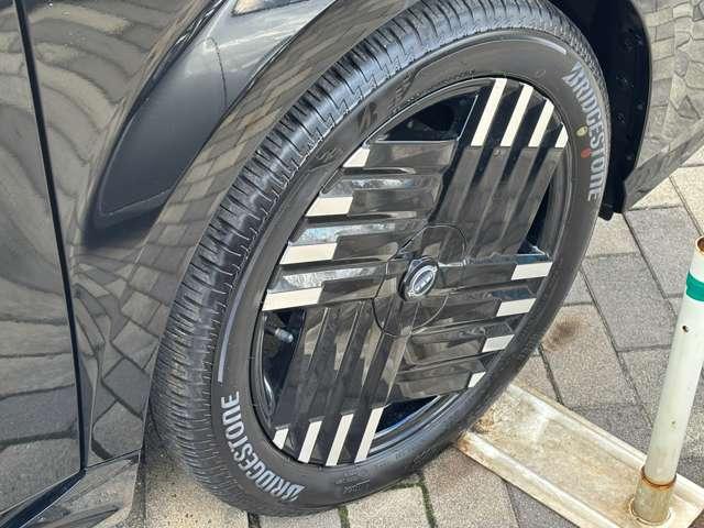 オーラ １．２　Ｇ　メモリーナビ　全周囲モニター　自動（被害軽減）ブレーキ　ＬＥＤ　ＬＫＡ　サイドカメラ　ＥＴＣ　カーテンエアバッグ　イモビライザー　アルミホイール　インテリジェントキー　パワーウィンドウ　ワンオーナー　フルオートエアコン　ナビＴＶ（20枚目）