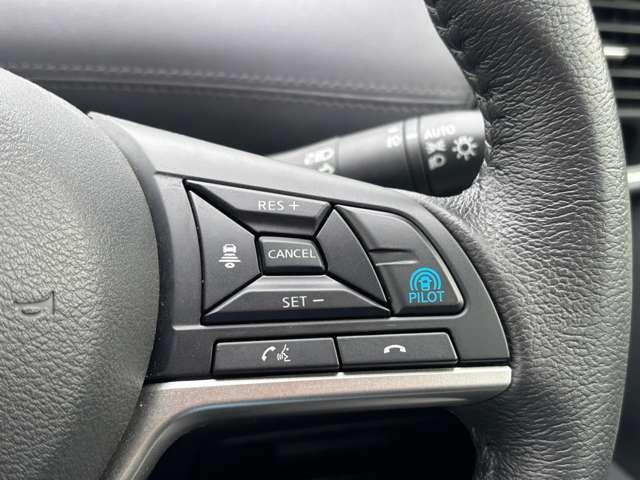 セレナ 1.2 e-POWER ハイウェイスター V アーバンクロム 後席モニター プロパイロット インテリジェントエマージェンシーブレーキ 全周囲カメラ LEDヘッド アダプティブクルーズ ETC 両側自動ドア レーンアシスト ドラレコ ワンオーナー インテリキー バックカメラ ABS(8枚目)