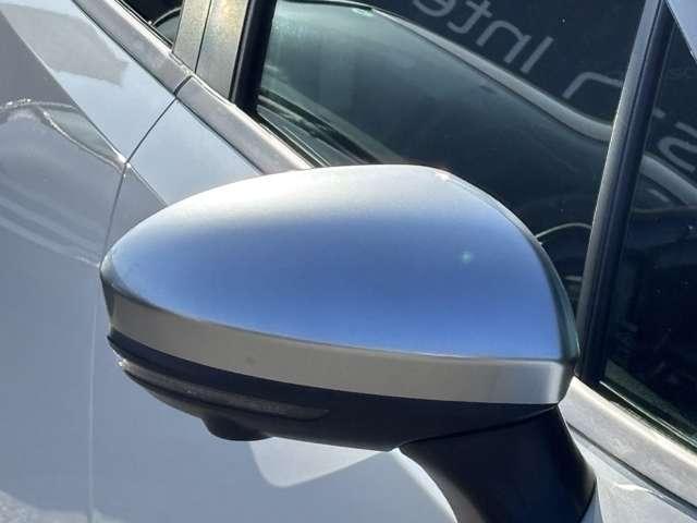 �E�B���J�[�h�A�~���[�����C�g�̓_�łőΌ��ԁA���s�҂ȂǂɋȂ��邱�Ƃ�m�点�邱�Ƃ��ł���̂ň��S�E���S�ɂȂ���܂��ˁ�