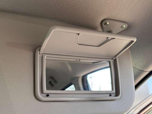 デイズ ６６０　Ｊ　純正ＣＤチューナー　ＥＴＣ　被害軽減ブレーキ　キーレス車　両席エアバック　誤発進抑制装置　エアバック　ＥＴＣ付　オートエアコン　Ｐウインドウ　記録簿有り　ＰＳ　ＡＢＳ（9枚目）