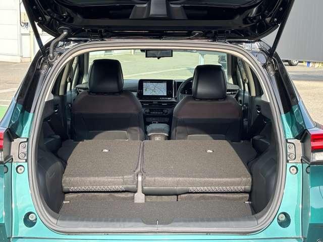 �V�[�g�����ׂē|���Ƃ���ȂɍL�X�B��������ו���ς߂܂��B���ꂾ���̃X�y�[�X�ł���΂��Ȃ�̉ו����ڂ����܂��I